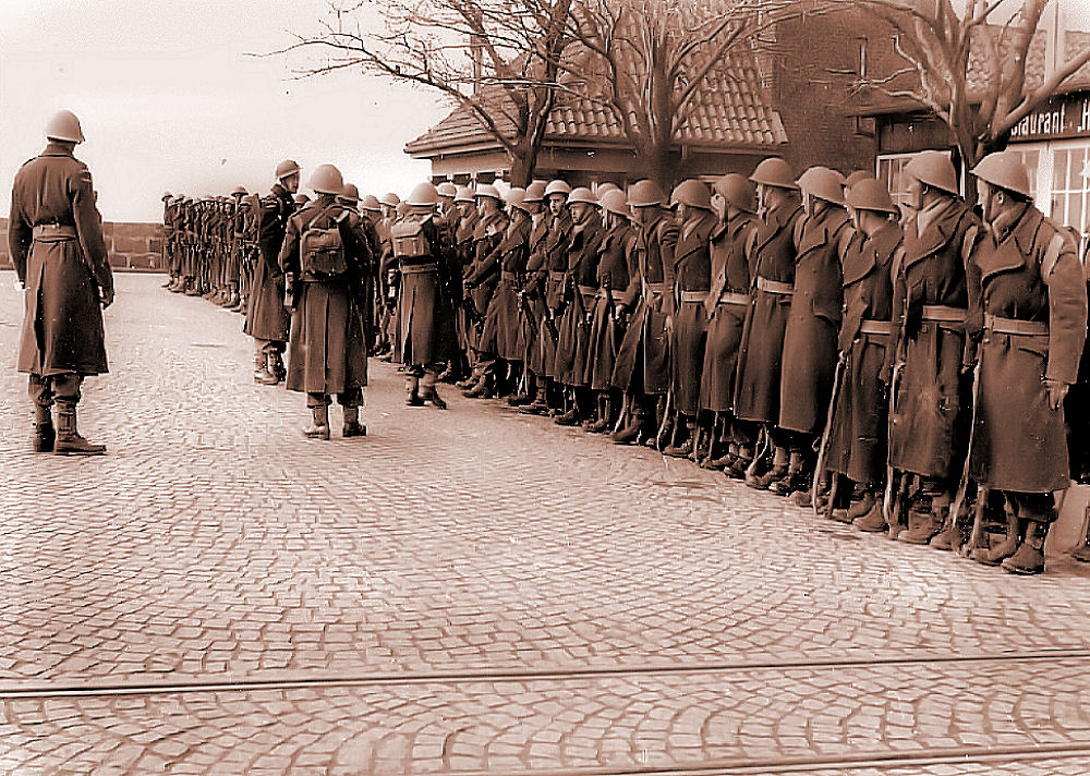 JEG KOMMER TIL VERDEN I ET LAND